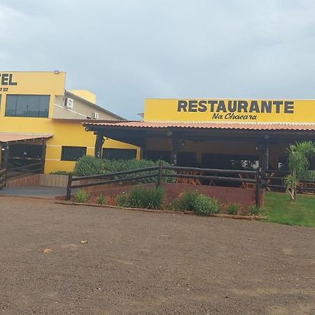 Hotel E Restaurante Na Chacara Dourados Exterior photo